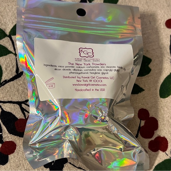 KAWAII GIRL COSMETICS THE NEW YORK POWDERS NEW - Picture 3 of 4